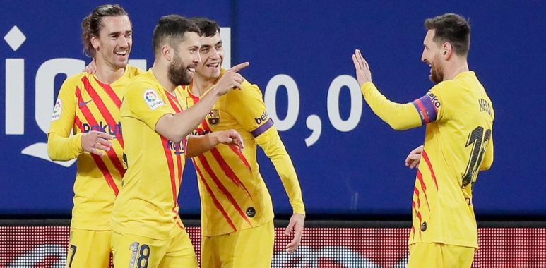 برشلونة يفوز على أوساسونا بثنائية ويقلص الفارق مع أتلتيكو لنقطتين في الليجا