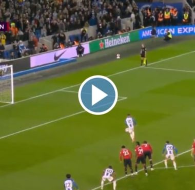 فيديو هدف برايتون القاتل مانشستر يونايتد في الدوري الإنجليزي