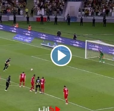 فيديو هاتريك تاريخي لبنزيما في الدوري السعودي